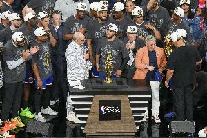 蜘蛛直播-免费无插件直播在线观看_蜘蛛直播nba免费高清现场直播
