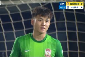人麻了!李昊丢掉第4球后无奈苦笑,整个亚运会6场才丢5球
