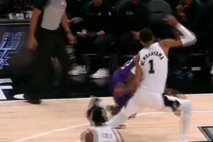劲球直播-足球赛事直播-篮球赛事直播-NBA|CBA|英超直播