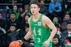 乌戈:继伟从国家队回来 给他两个月调整期 把他的身心状态调整好