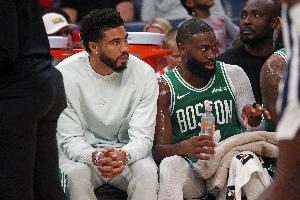 ESPN美女记者:布朗被交易后和塔图姆一直没交流 两人各走各的路